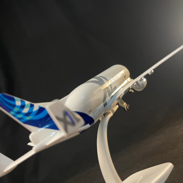 3 Aviónes Beluga A330 Beluga XL 1:400