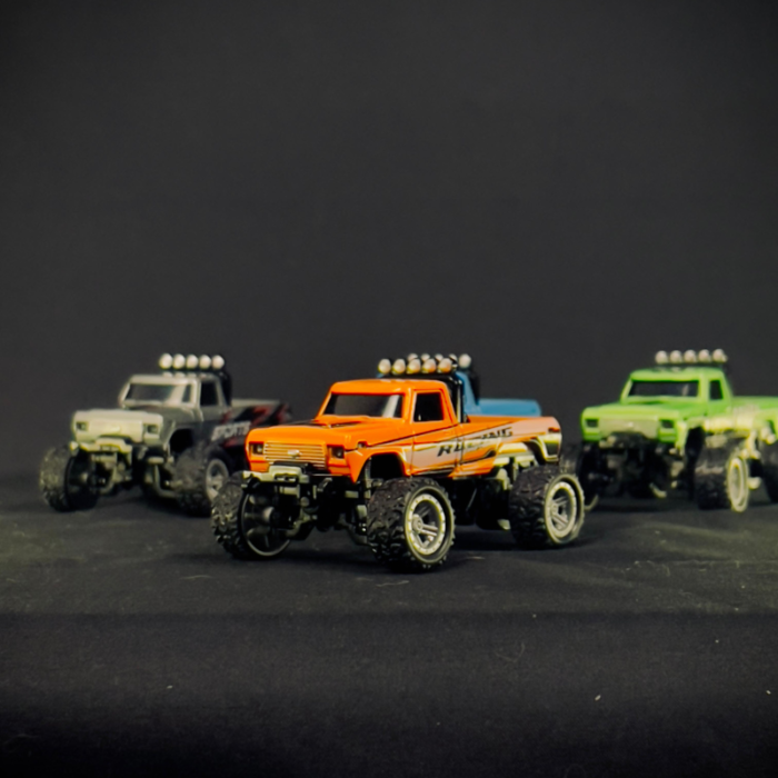 Mini camioneta todoterreno Monster truck RC 1/64