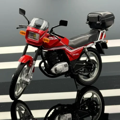 Moto a escala1:12 SUZUKI GS125, modelo de motocicleta Vintage