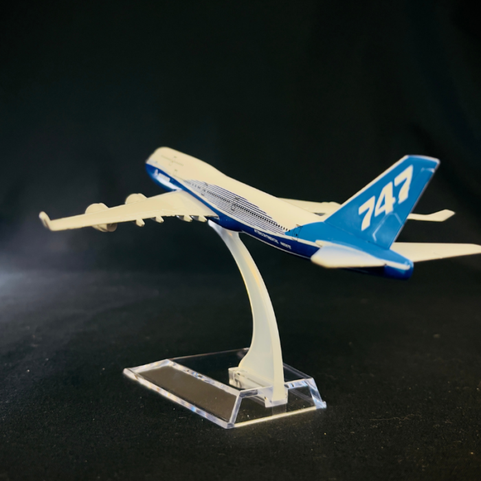 Título (13) Boeing 747 escala 1:400 Métalico Variado