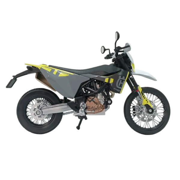 Husqvarna 701 Escala 1:12