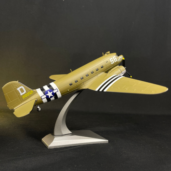 DC3 AC47 DC-3 AC-47