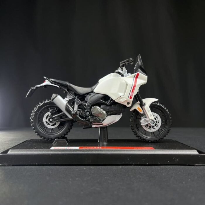 Ducati Desert X a Escala 1:18