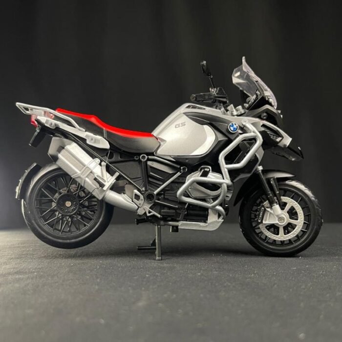 Moto a Escala BMW R1250GS