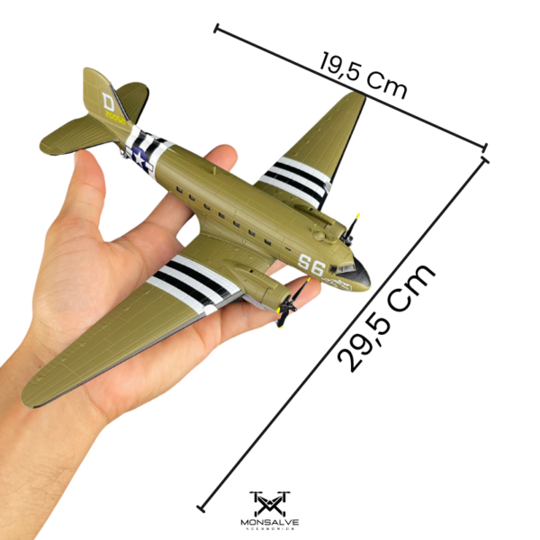 AC-47 avión a escala 1:100 DC-3