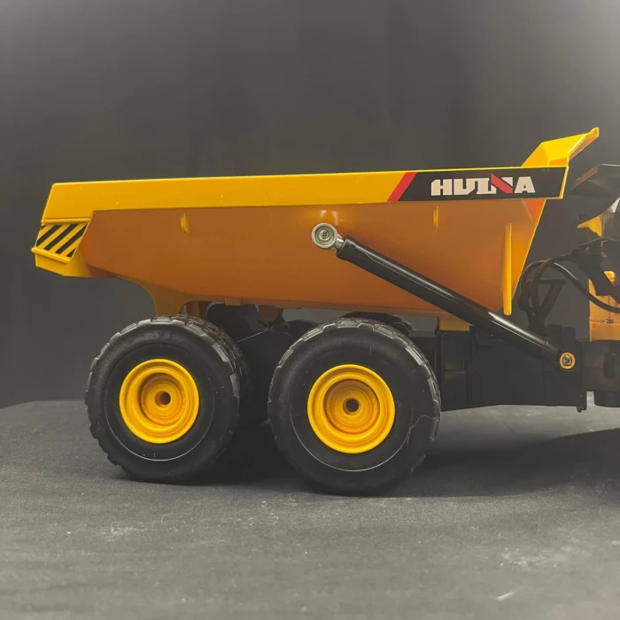 Volqueta RC Huina 1553 Articulado 1:16 Volqueta RC Huina 1553 Articulado 1:16